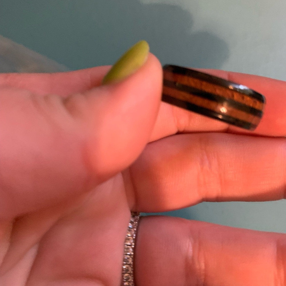 Men’s Ring - Picture 5 of 7